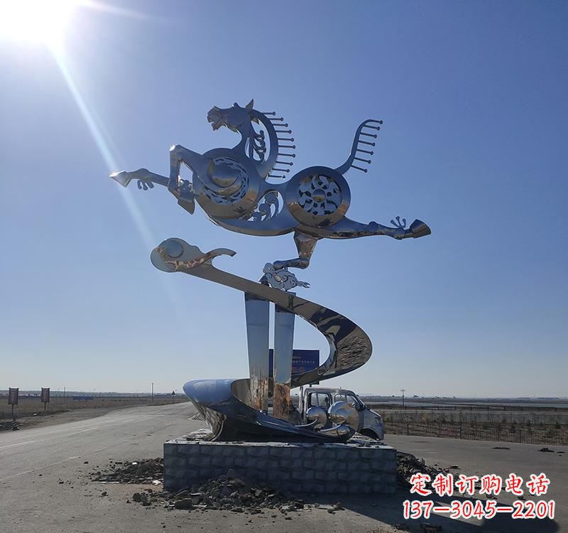济宁不锈钢马踏飞燕城市雕塑