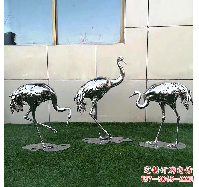 济宁不锈钢现代镜面仙鹤雕塑