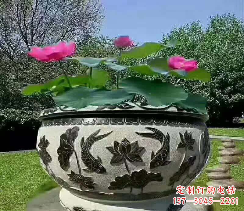 济宁唯美鲤鱼水缸雕塑