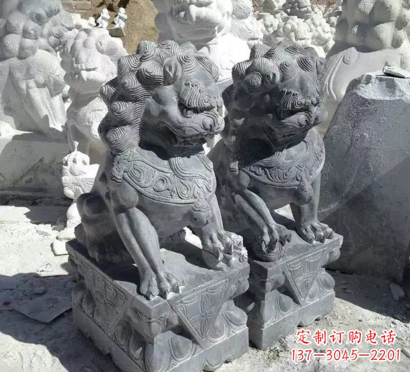 济宁古代青石狮子雕塑