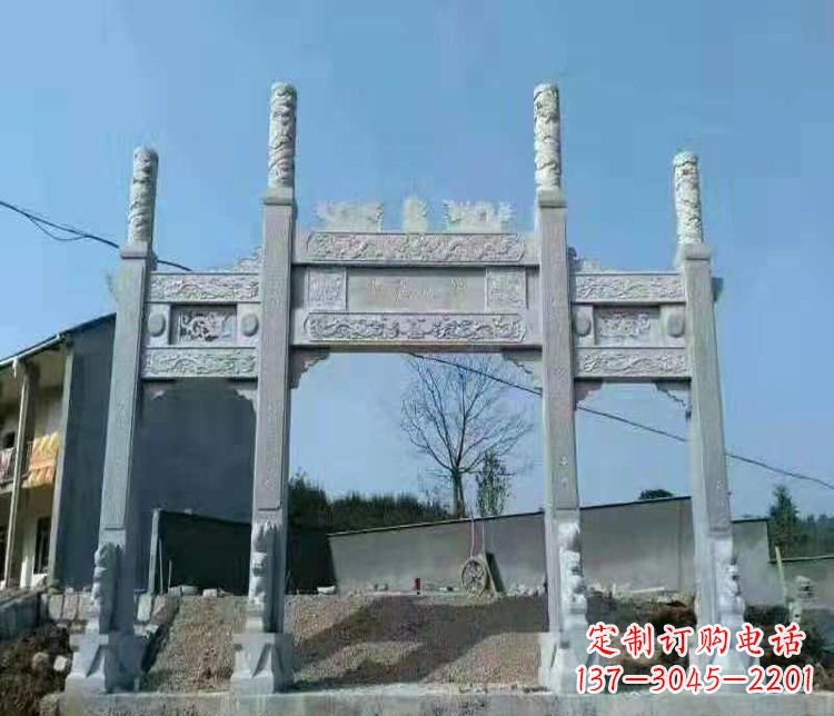 济宁三门仿古牌坊石雕,精致雕刻典雅之美